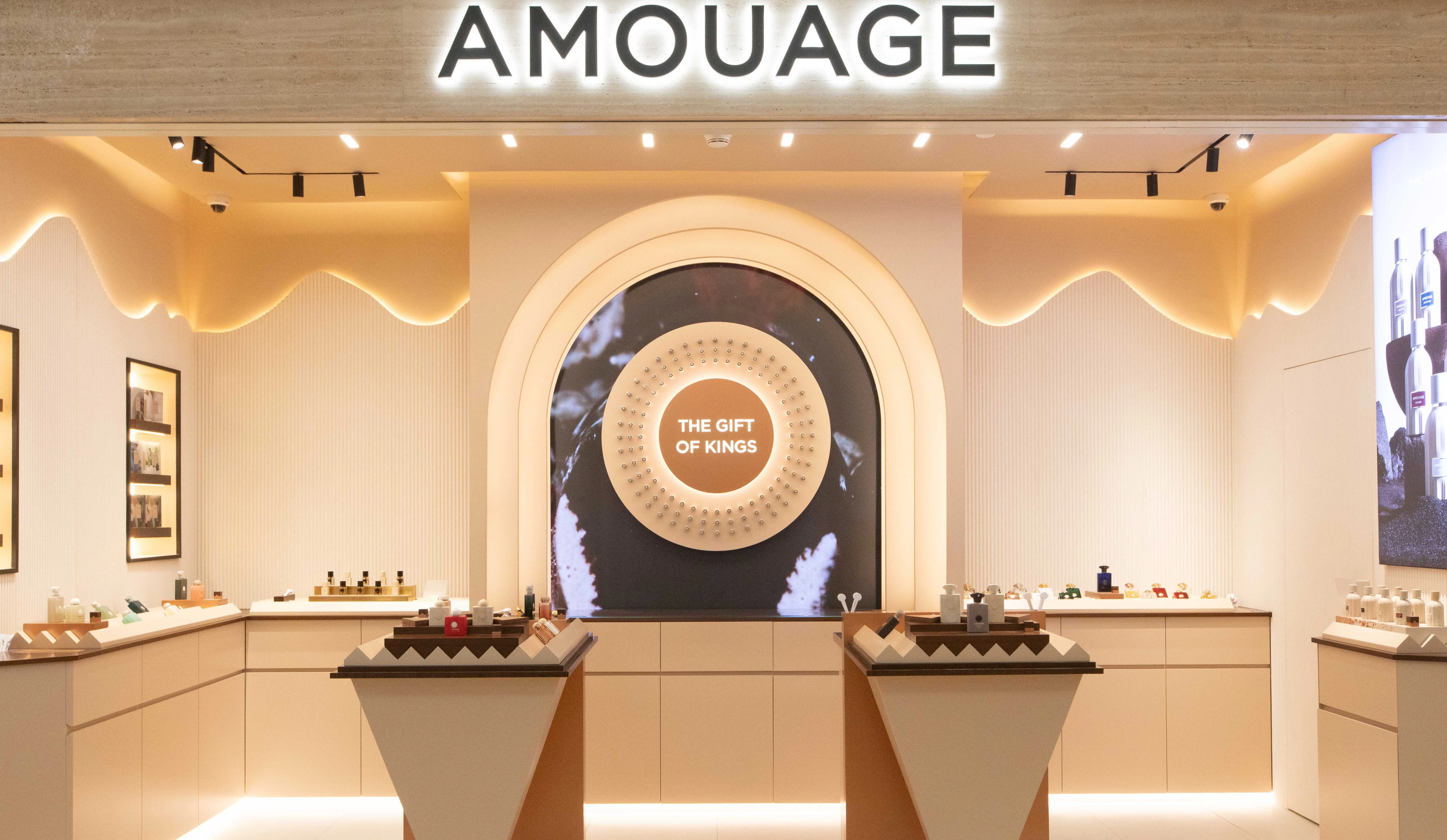 AMOUAGE